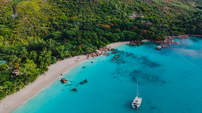 Anse Lazio
