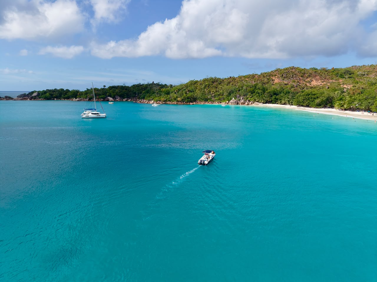 Anse Georgette, Anse Lazio, Curieuse BBQ & St Pierre Snorkelling
